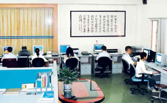 設(shè)計團隊(duì)辦公室(shi)